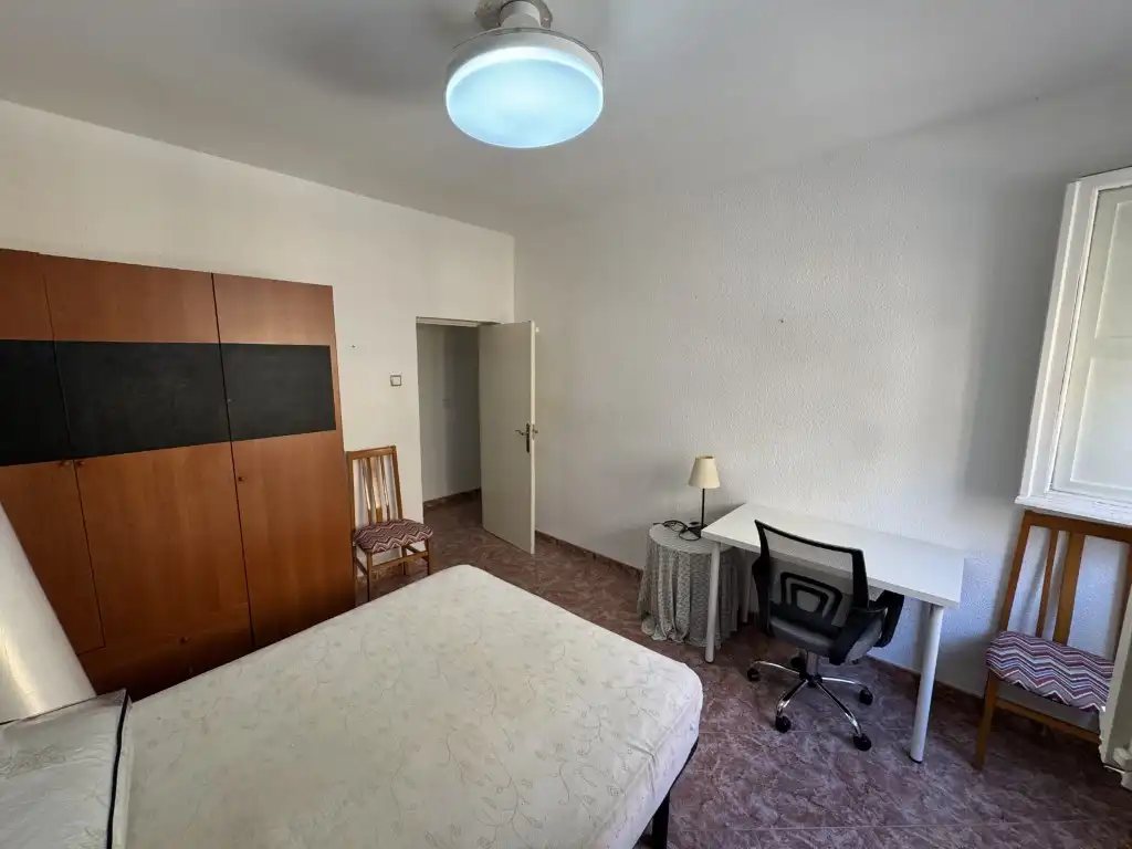 Wohnung zur Miete in Calle Infanta Doña Maria, Ciudad Jardín - Zoco