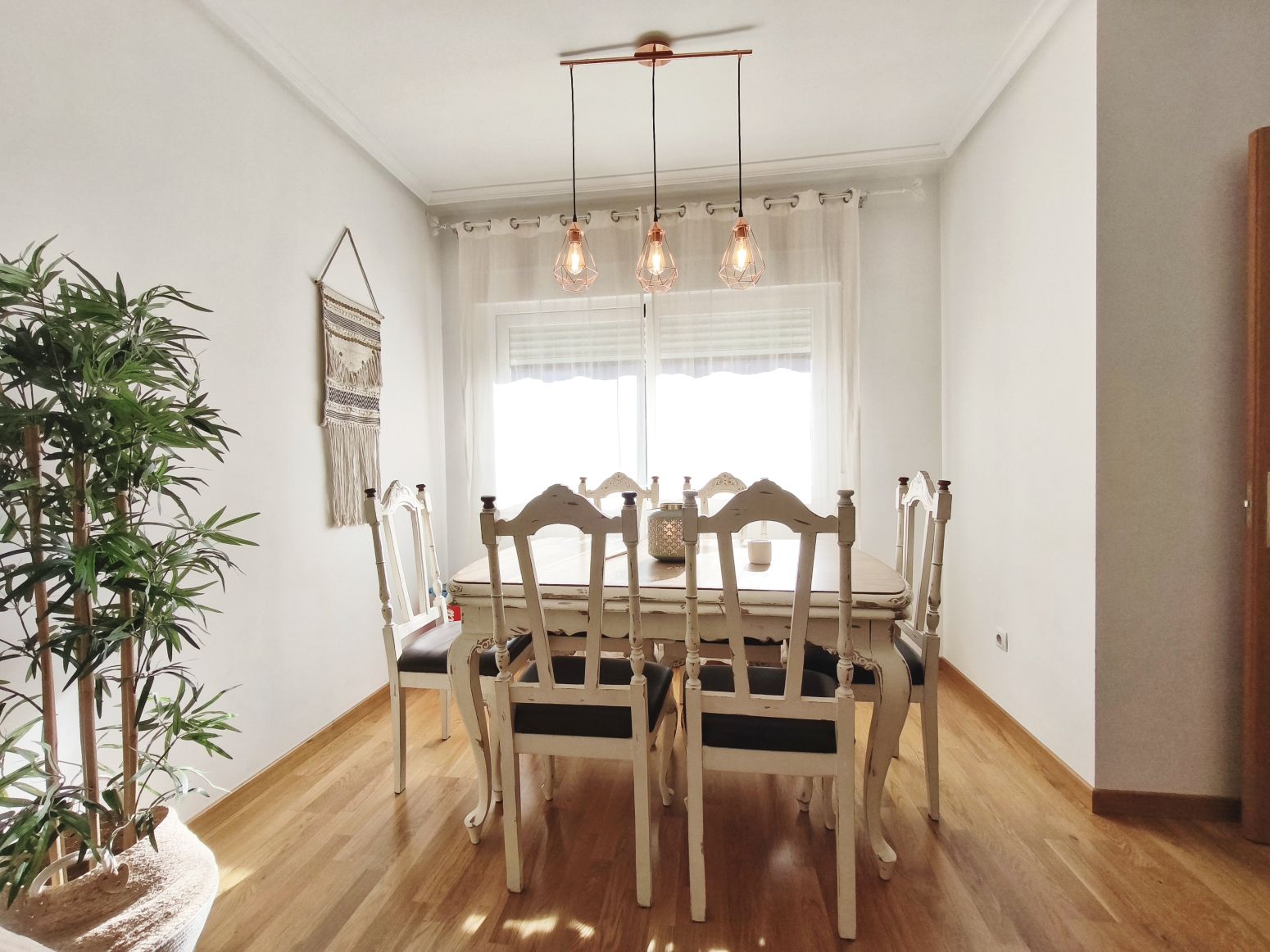 Comedor de Casa o chalet en venta en Villamediana de Iregua con Aire acondicionado, Calefacción y Jardín privado