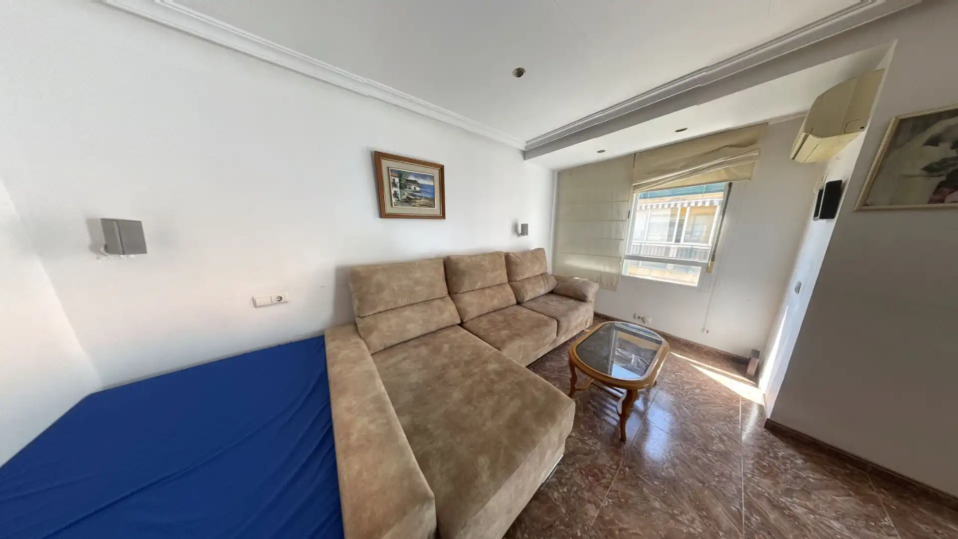 Living room of Flat for sale in Alicante / Alacant  with Air Conditioner, Furnished and Oven
