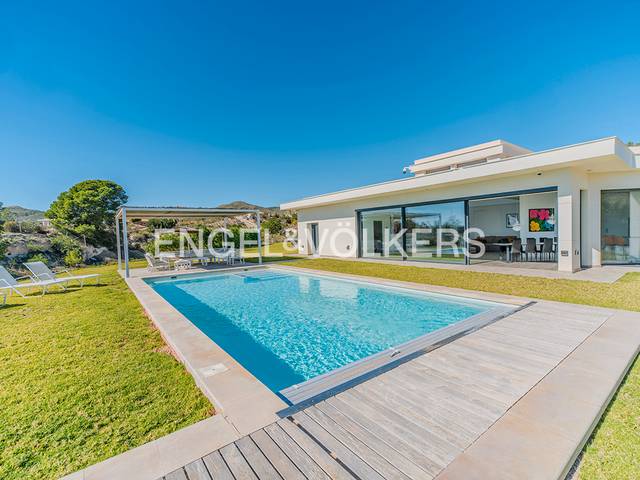 Casa-chalet en Venta en Carrer Rosinets en Montnegre