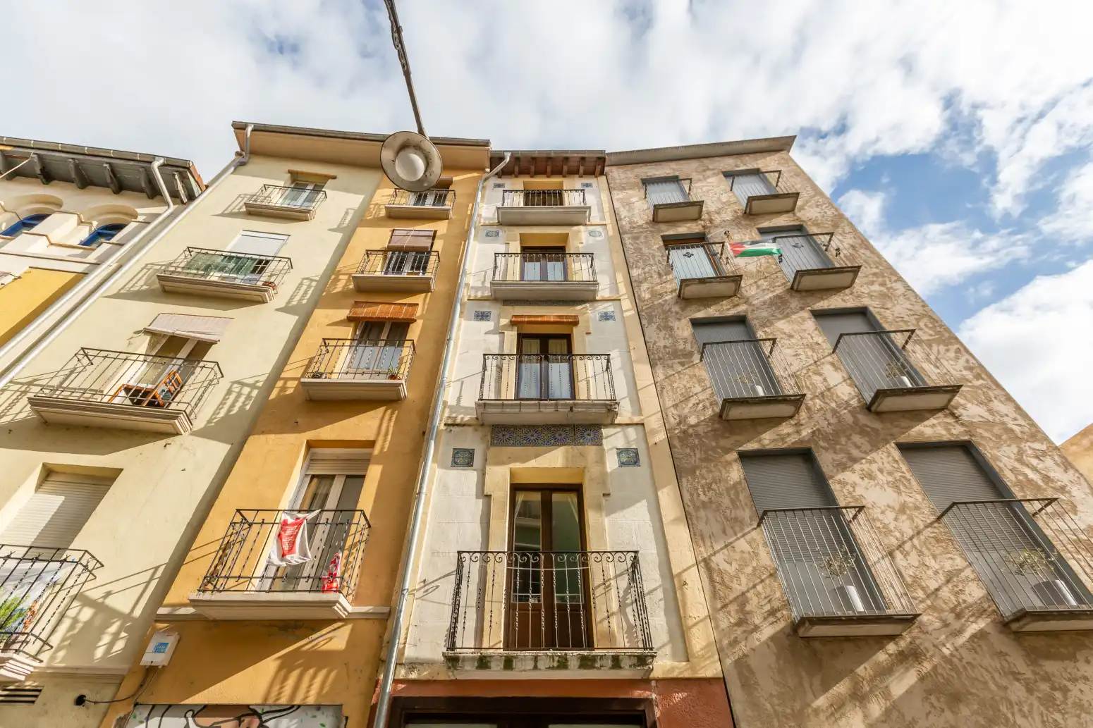 Vista exterior de Local en venda en  Pamplona / Iruña