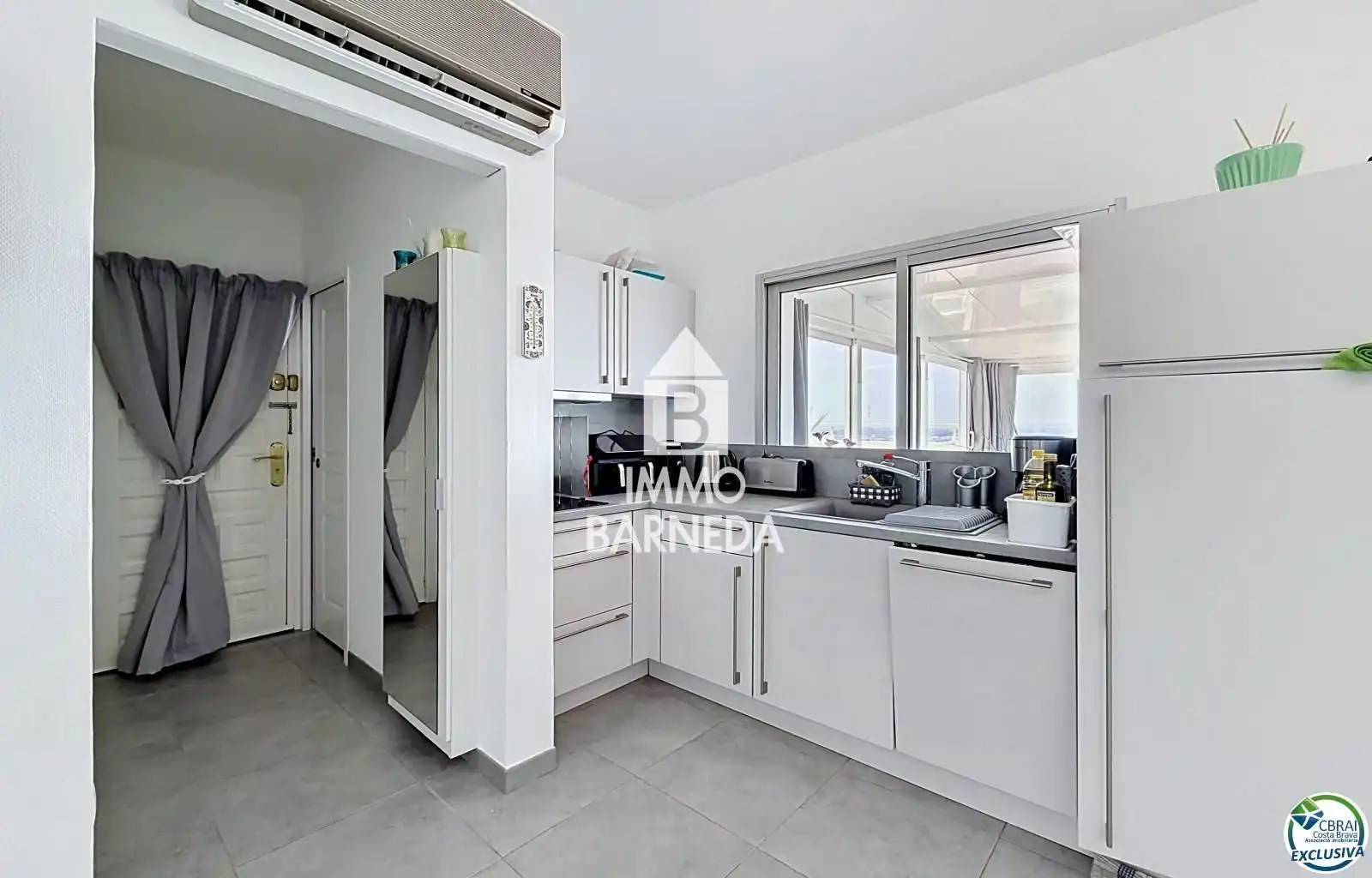 Bedroom of Flat for sale in Roses  with Heating, Terrace and Swimming Pool