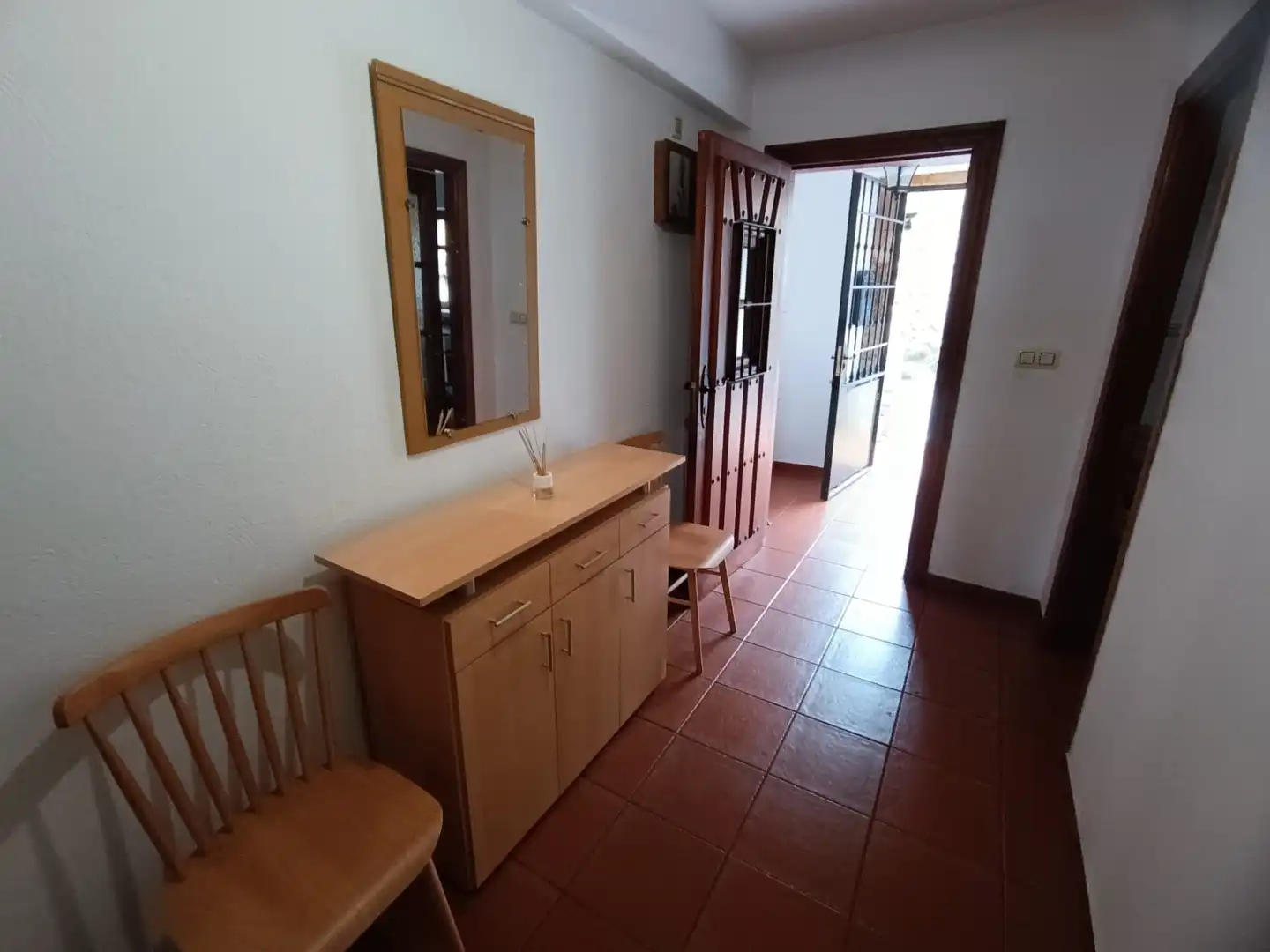 Einfamilien-Reihenhaus zum Verkauf in Valdáliga mit Heizung, Abstellraum und Balkon
