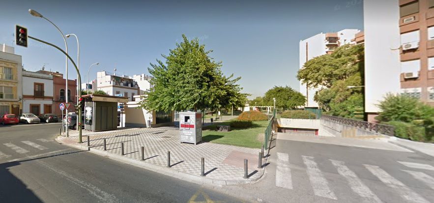 Aparcament de Garatge en venda en  Sevilla Capital