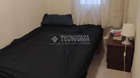 Foto 5 de Piso en venta en Les Roquetes, Barcelona