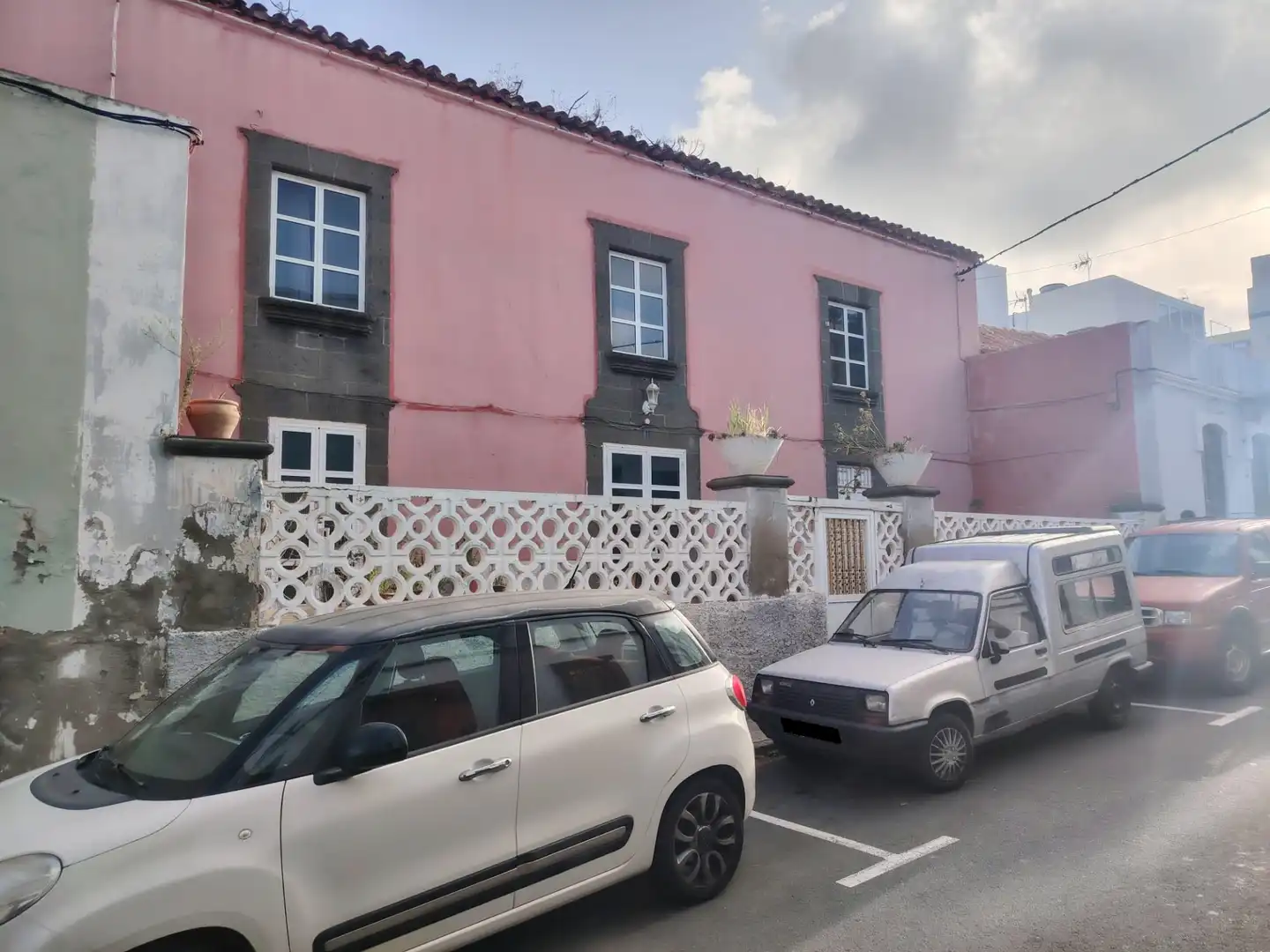 Exterior view of Houses for sale in Arucas  with Furnished