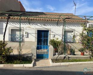 Vista exterior de Casa o xalet en venda en Lorca amb Terrassa