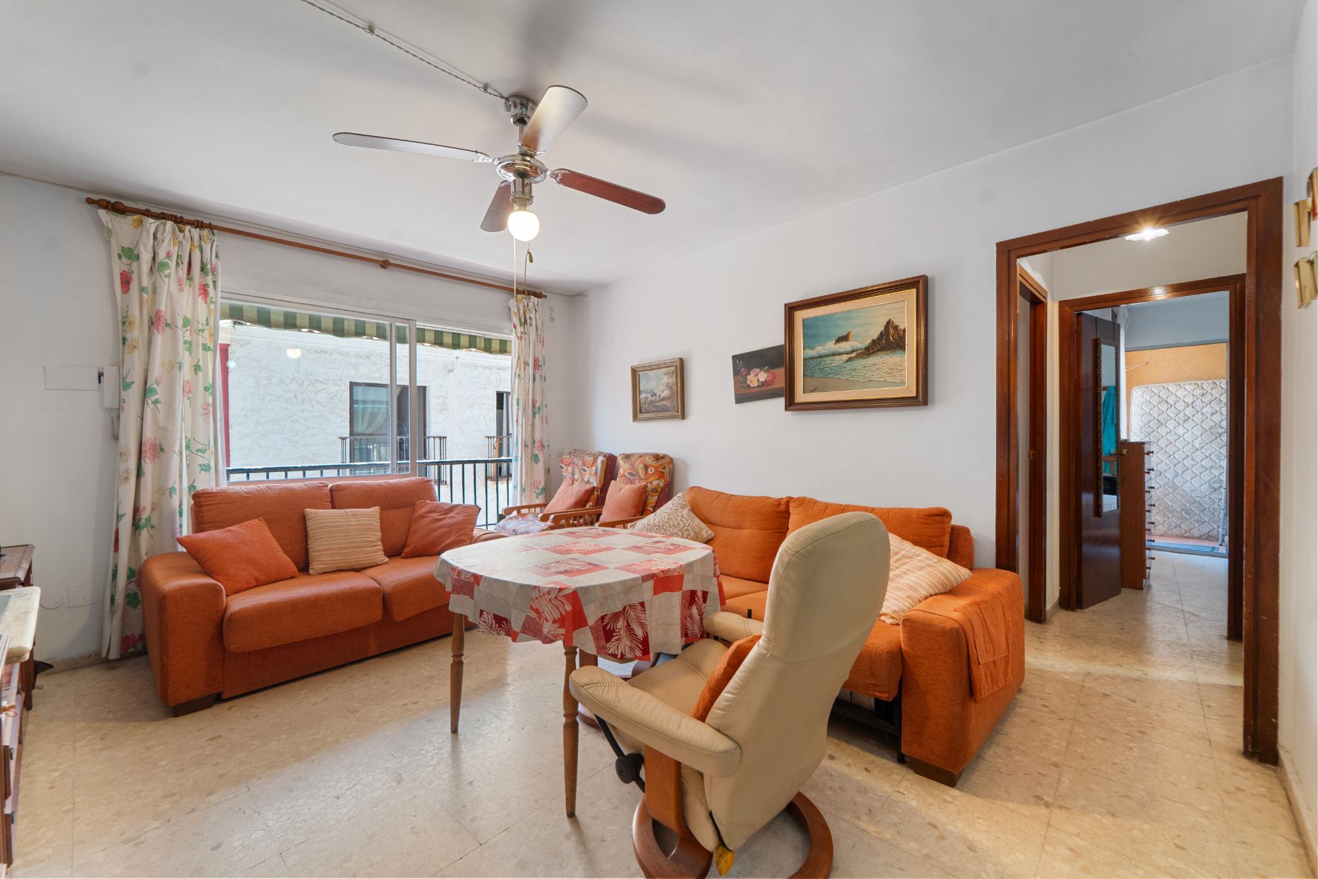 Living room of Flat for sale in Fuengirola  with Terrace, Storage room and Internet