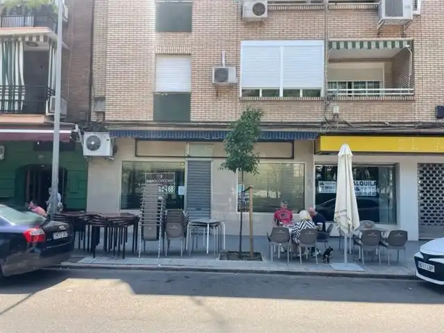 Business premises to rent in Avenida RABANALES, imagen 25