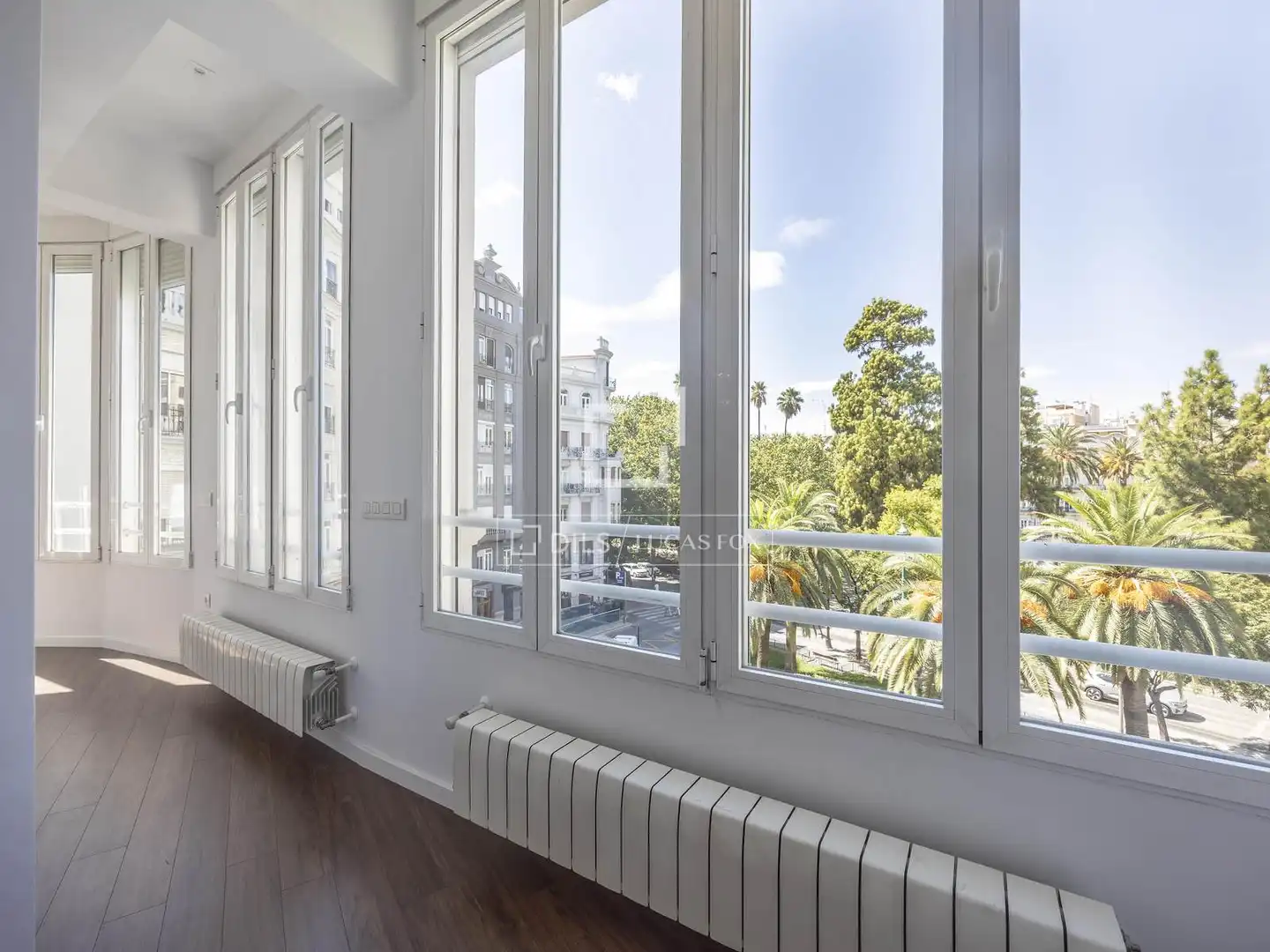Bedroom of Flat for rent in Valencia  with Air Conditioner, Heating and Parquet flooring