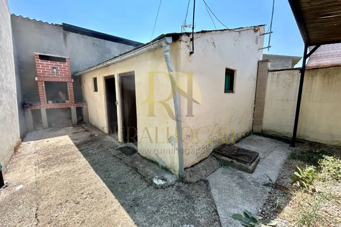 Exterior view of Flat for sale in Ponferrada  with Private garden