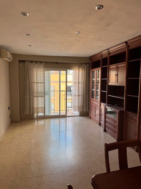Sala de estar de Piso en venta en  Valencia Capital con Aire acondicionado y Balcón