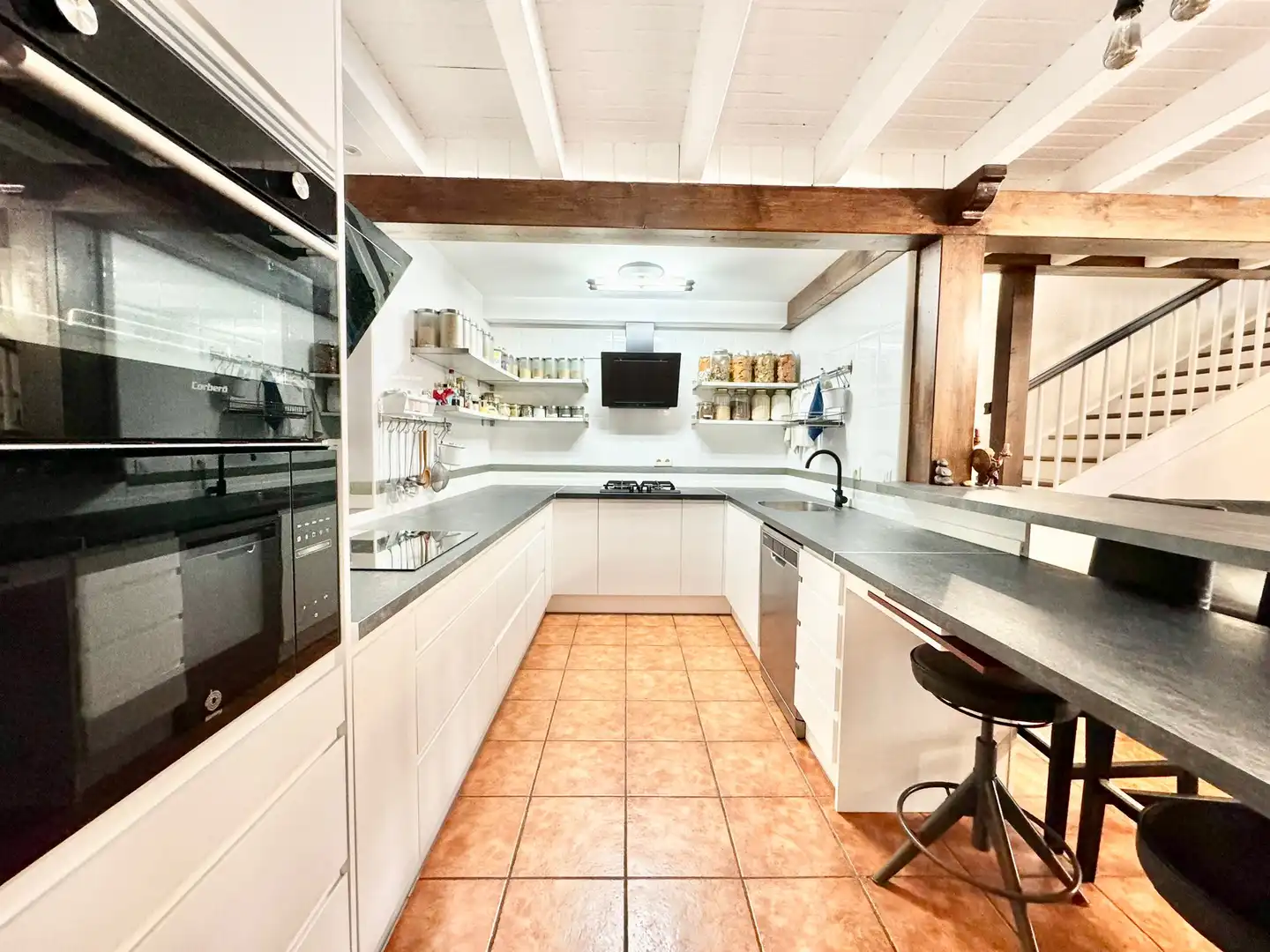 Küche von Country house zum Verkauf in Condado de Treviño mit Möbliert