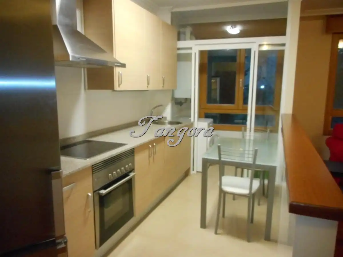Cocina de Piso en venta en Getxo  con Calefacción, Parquet y Horno