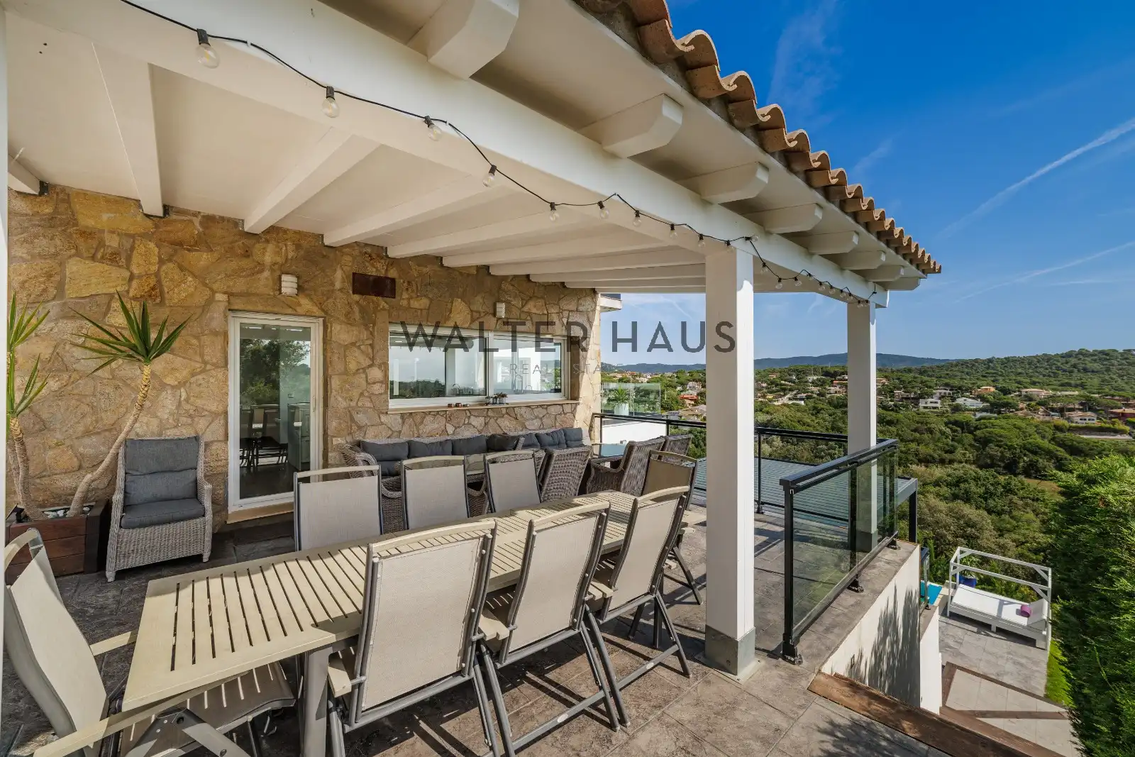 Villa con piscina in vendita a Carrer Llívia, imagen 6