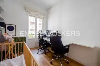 Flat for rent in Madrid  with Air Conditioner, Heating and Furnished