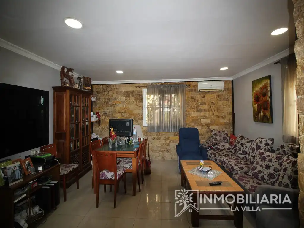 Sala d'estar de Casa o xalet en venda en Alhaurín de la Torre amb Aire condicionat, Moblat i Rentadora