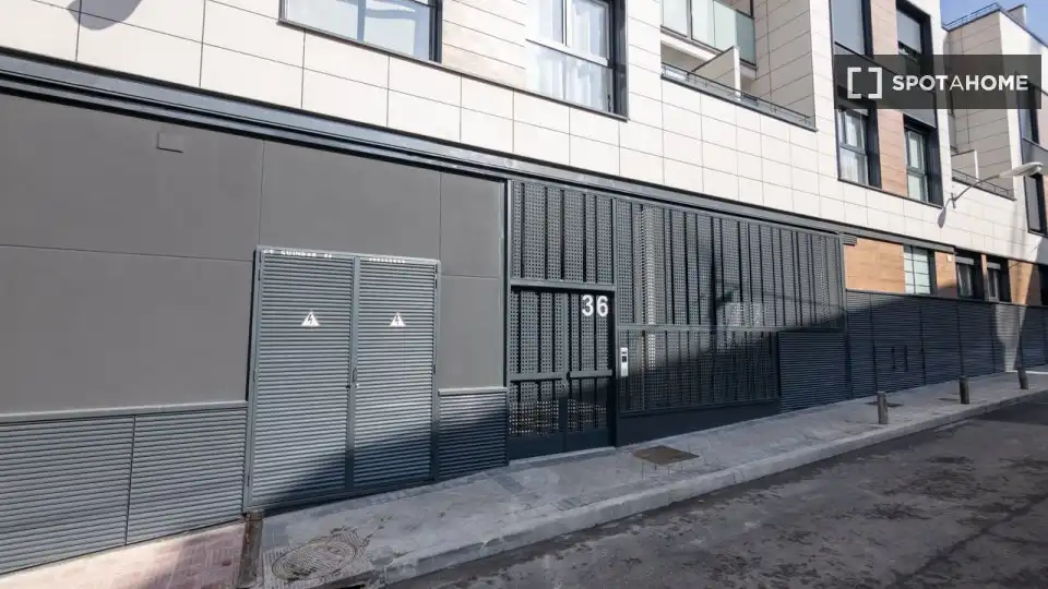 Vista exterior de Pis de lloguer en Madrid amb Aire condicionat, Calefacció i Moblat