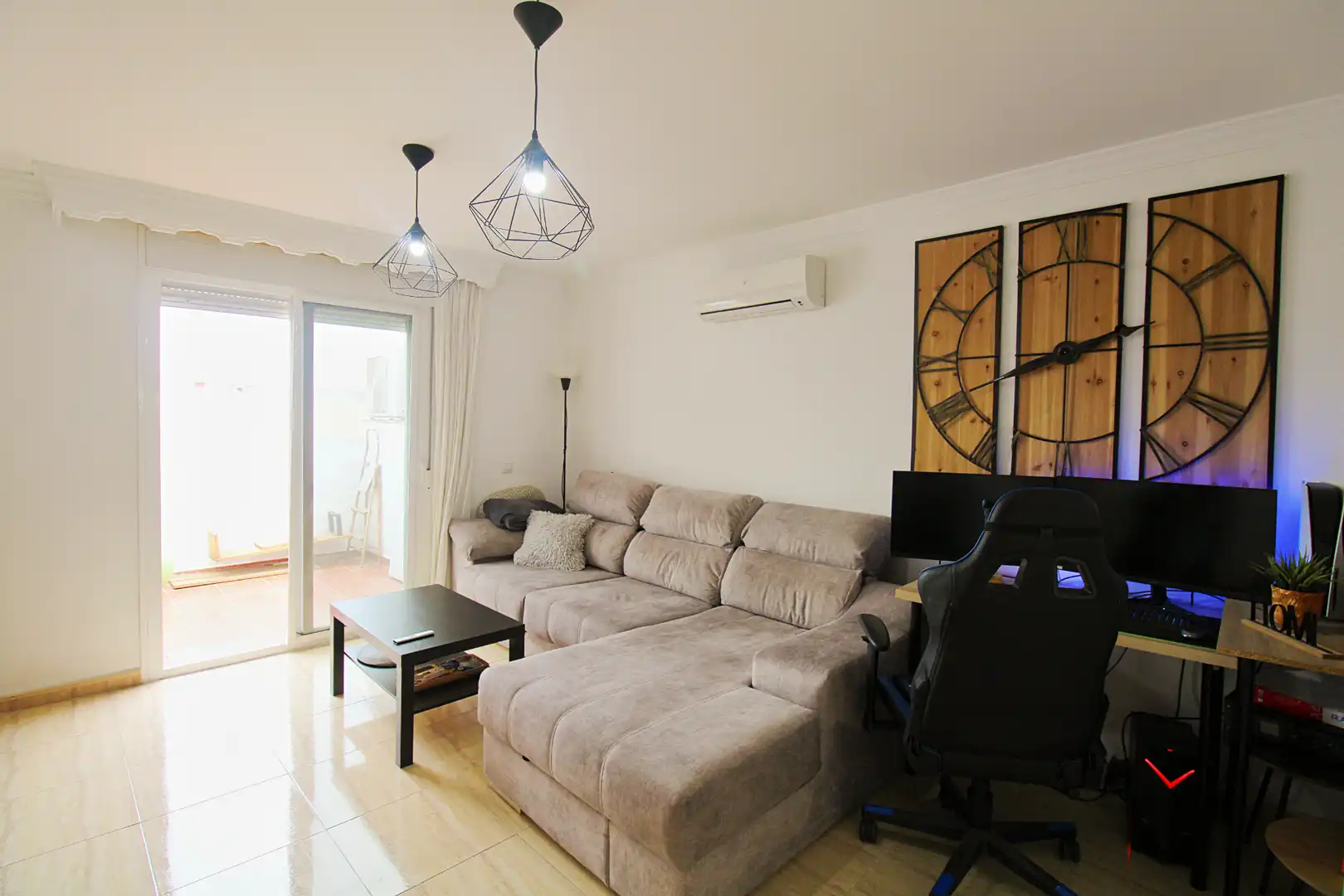 Sala de estar de Apartamento de alquiler en Alhaurín de la Torre con Aire acondicionado y Terraza