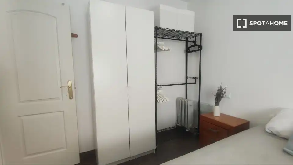 Schlafzimmer von Wohnungen zur untervermieten in Málaga mit Klimaanlage, Heizung und Terrasse