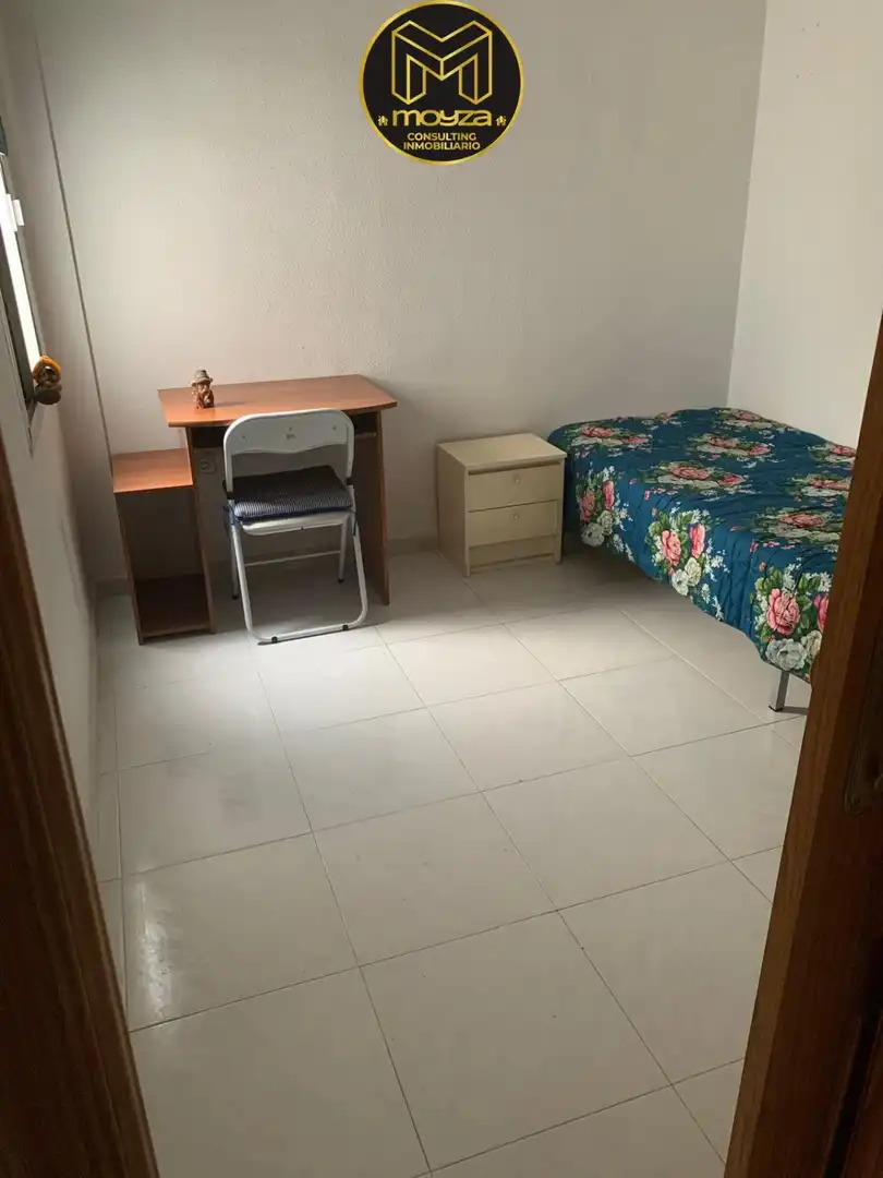 Piso de alquiler en Belén - San Roque