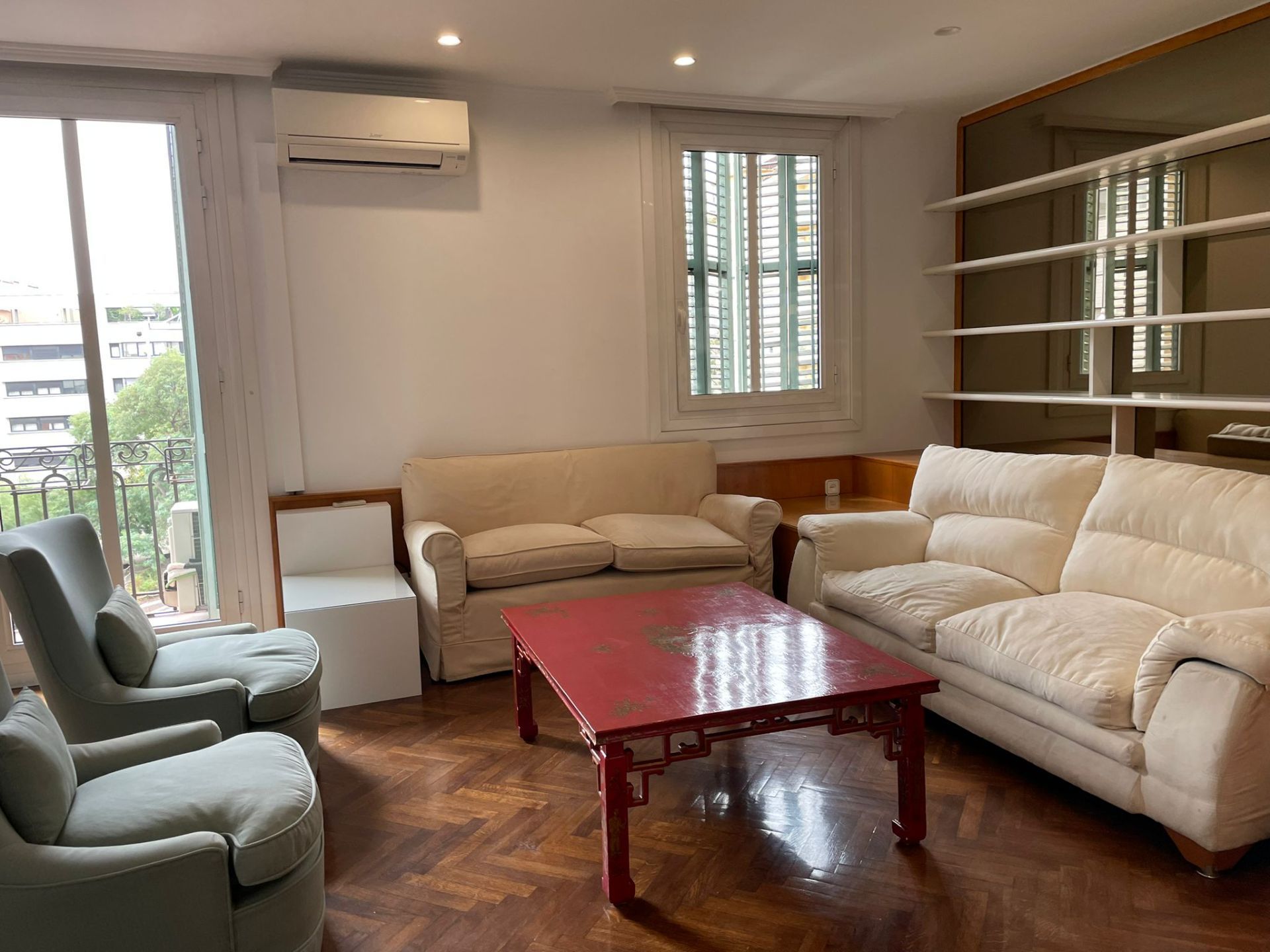 Living room of Flat to rent in  Barcelona Capital  with Air Conditioner, Heating and Terrace