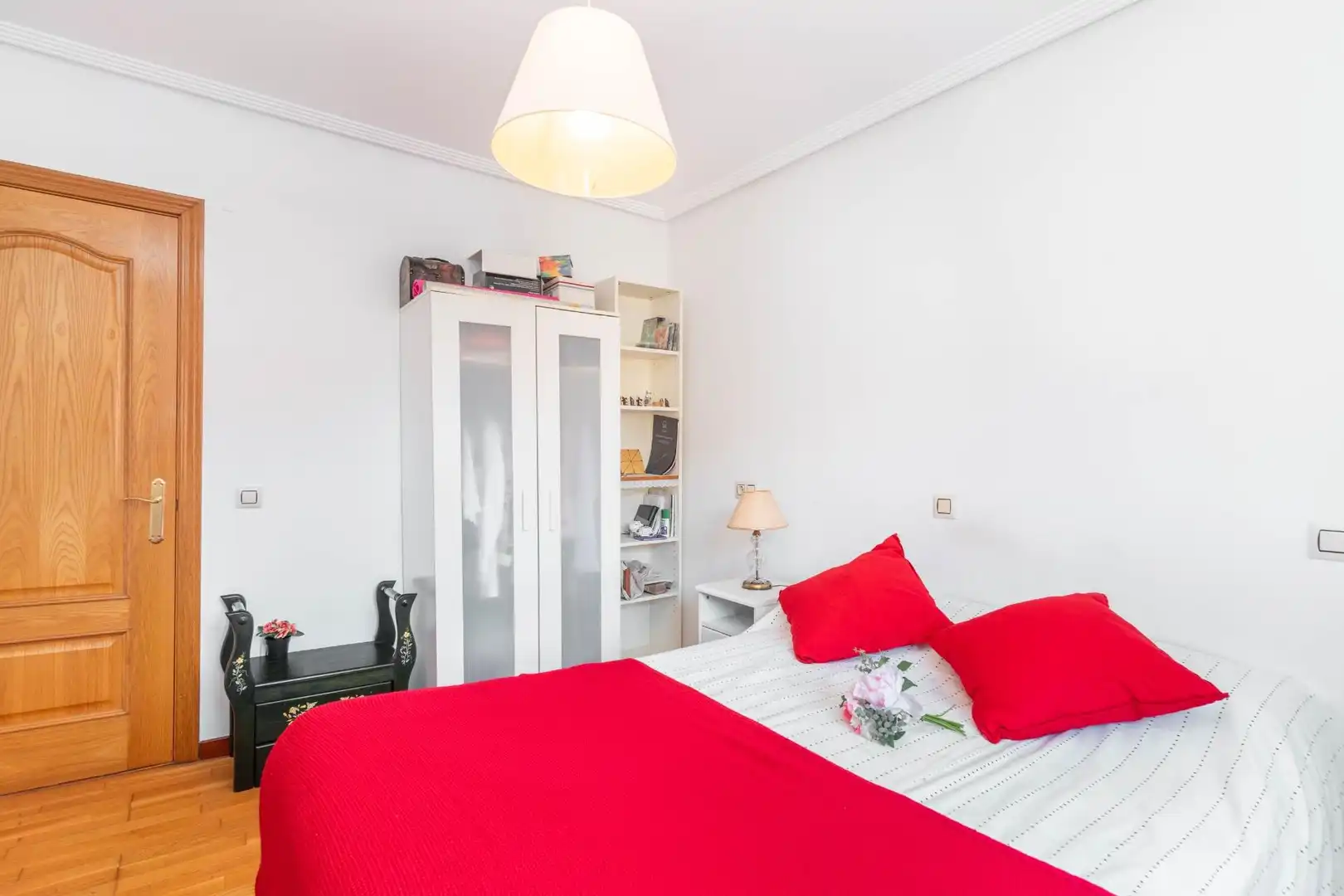 Habitación de Casa o chalet en venta en Llanera con Calefacción, Jardín privado y Terraza