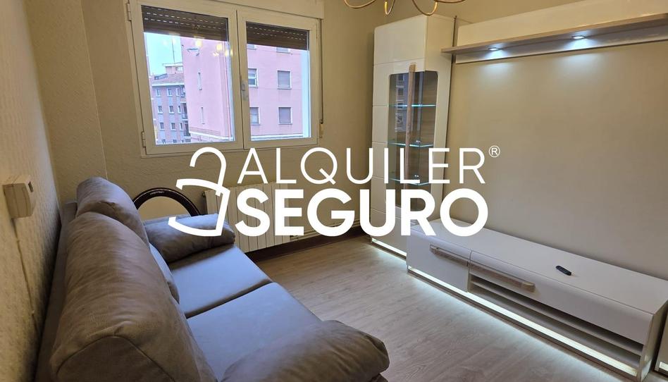 Foto 1 de Pis de lloguer a Zurbaranbarri, Zurbaran, Bizkaia