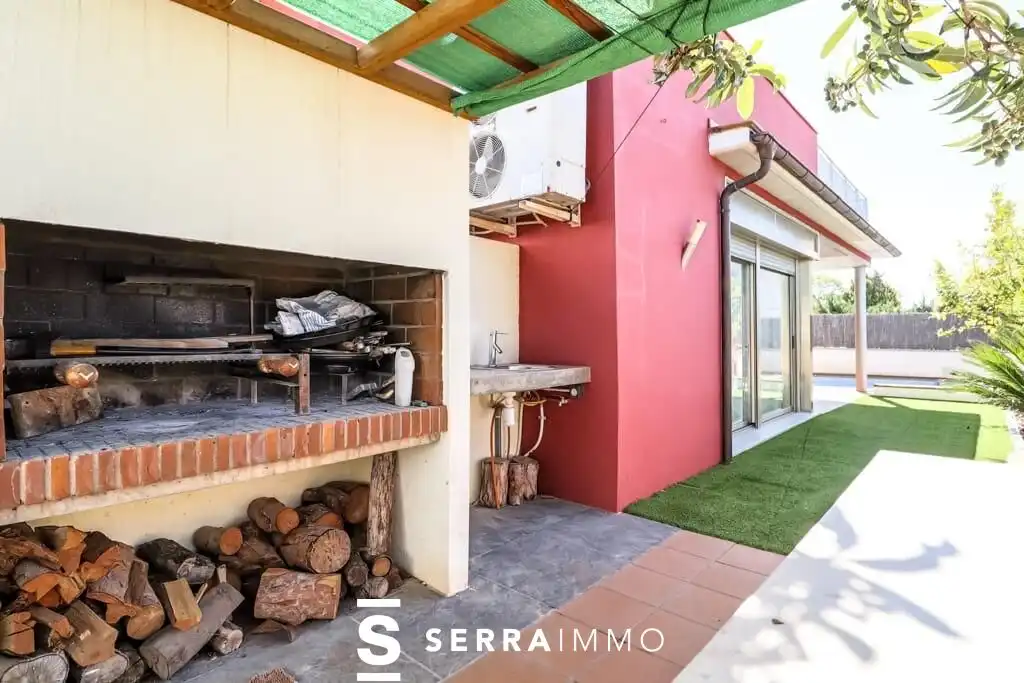 Terrassa de Casa o xalet en venda en Vilafranca del Penedès amb Aire condicionat, Calefacció i Jardí privat