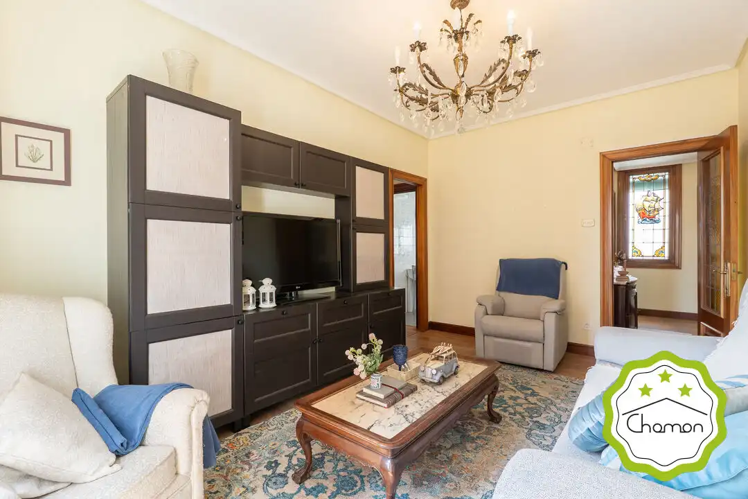 Living room of Flat for sale in Bilbao   with Heating and Balcony