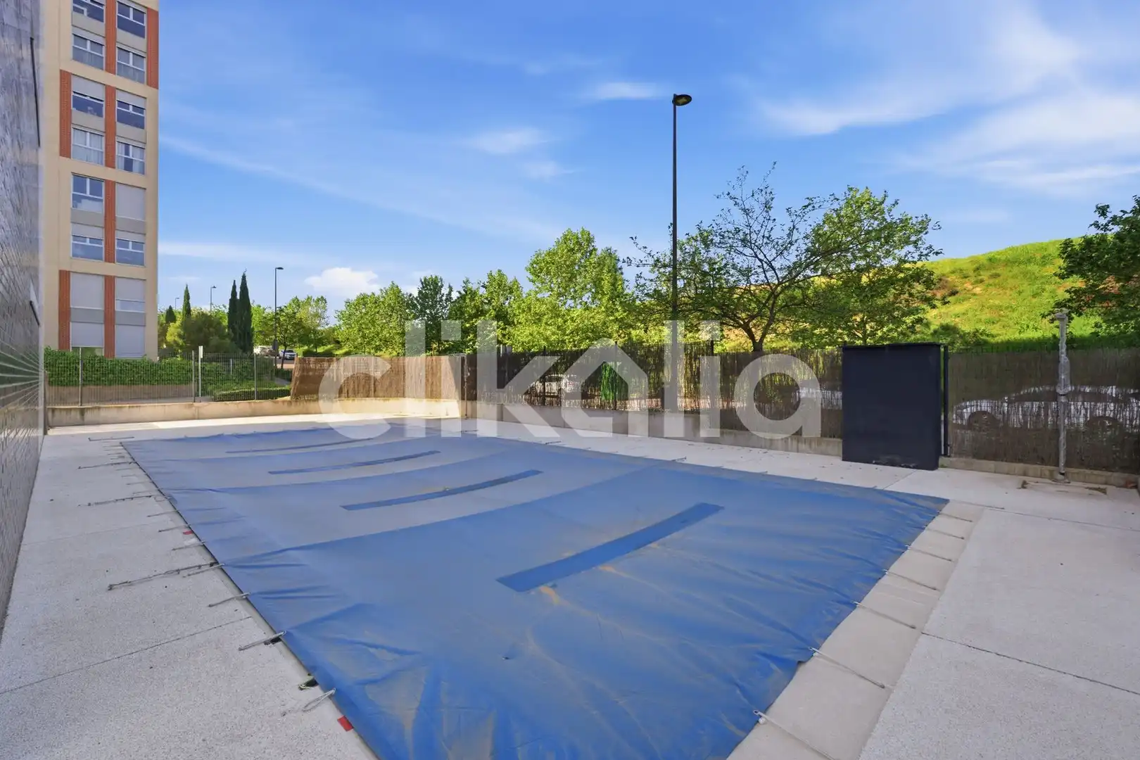 Parking de Piso en venta en Tres Cantos con Calefacción, Trastero y Piscina
