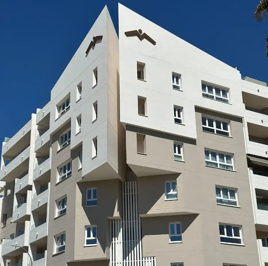 Exterior view of Flat for sale in Marbella  with Air Conditioner, Heating and Parquet flooring