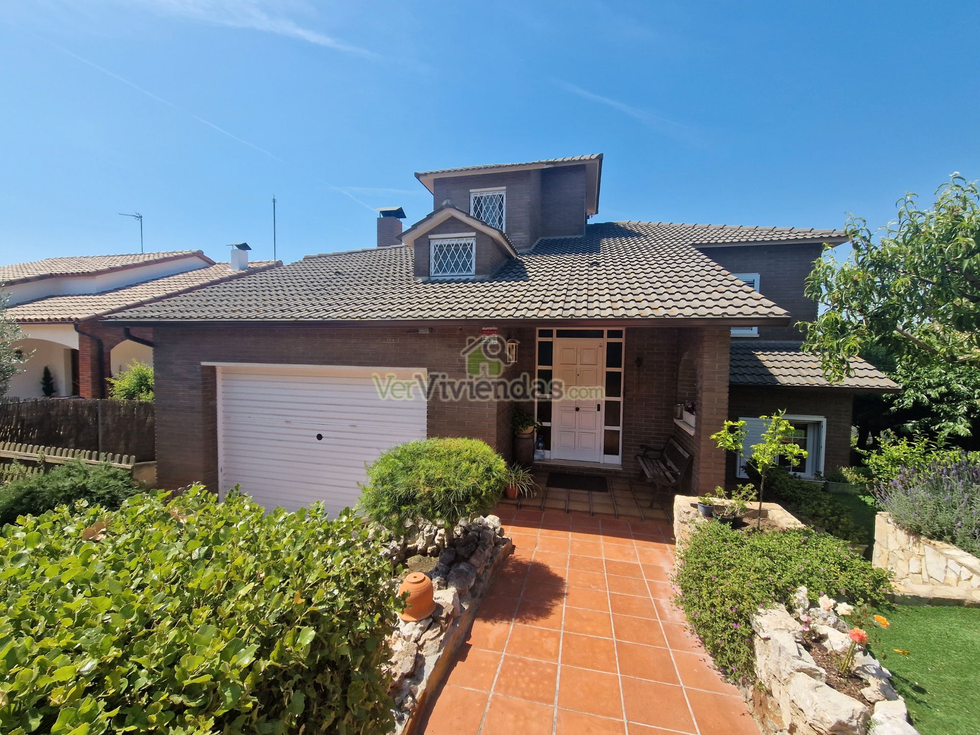 Exterior view of House or chalet for sale in Corbera de Llobregat  with Air Conditioner, Heating and Private garden