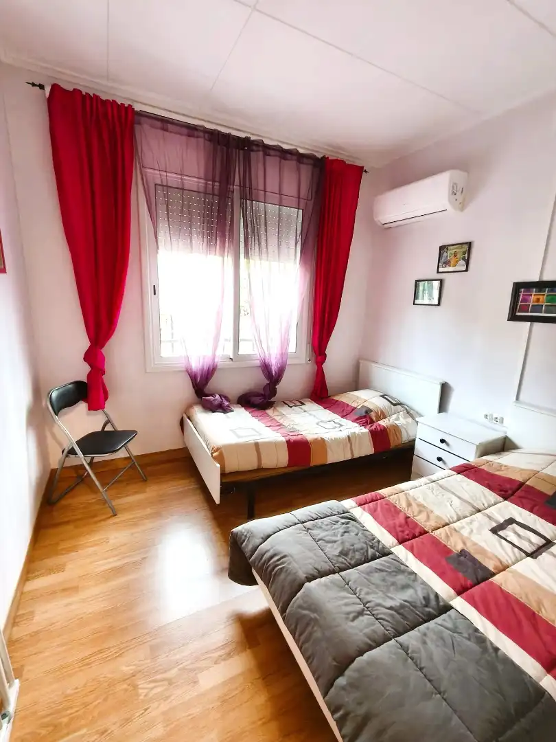 Dormitori de Casa o xalet en venda en Lliçà d'Amunt amb Aire condicionat, Jardí privat i Terrassa