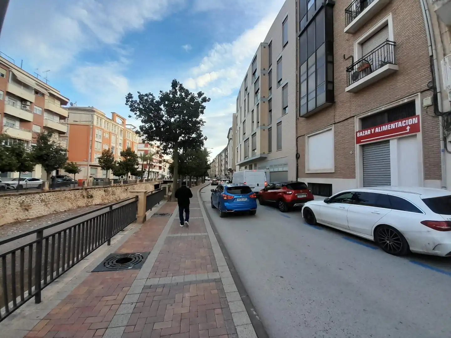 Vista exterior de Apartament en venda en Totana amb Traster, Moblat i Balcó