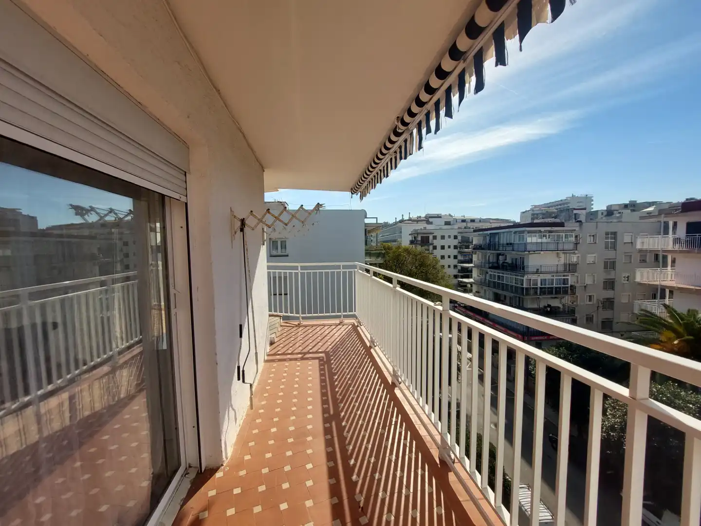 Appartement compact avec balcon à vendre à Carrer de Falset, imagen 6
