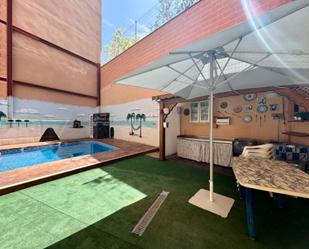 Swimming pool of House or chalet for sale in Alicante / Alacant  with Heating, Private garden and Parquet flooring