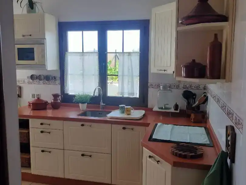 Cuina de Casa o xalet en venda en La Oliva amb Terrassa i Balcó