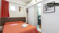 Bedroom of Flat to rent in  Madrid Capital  with Air Conditioner and Balcony