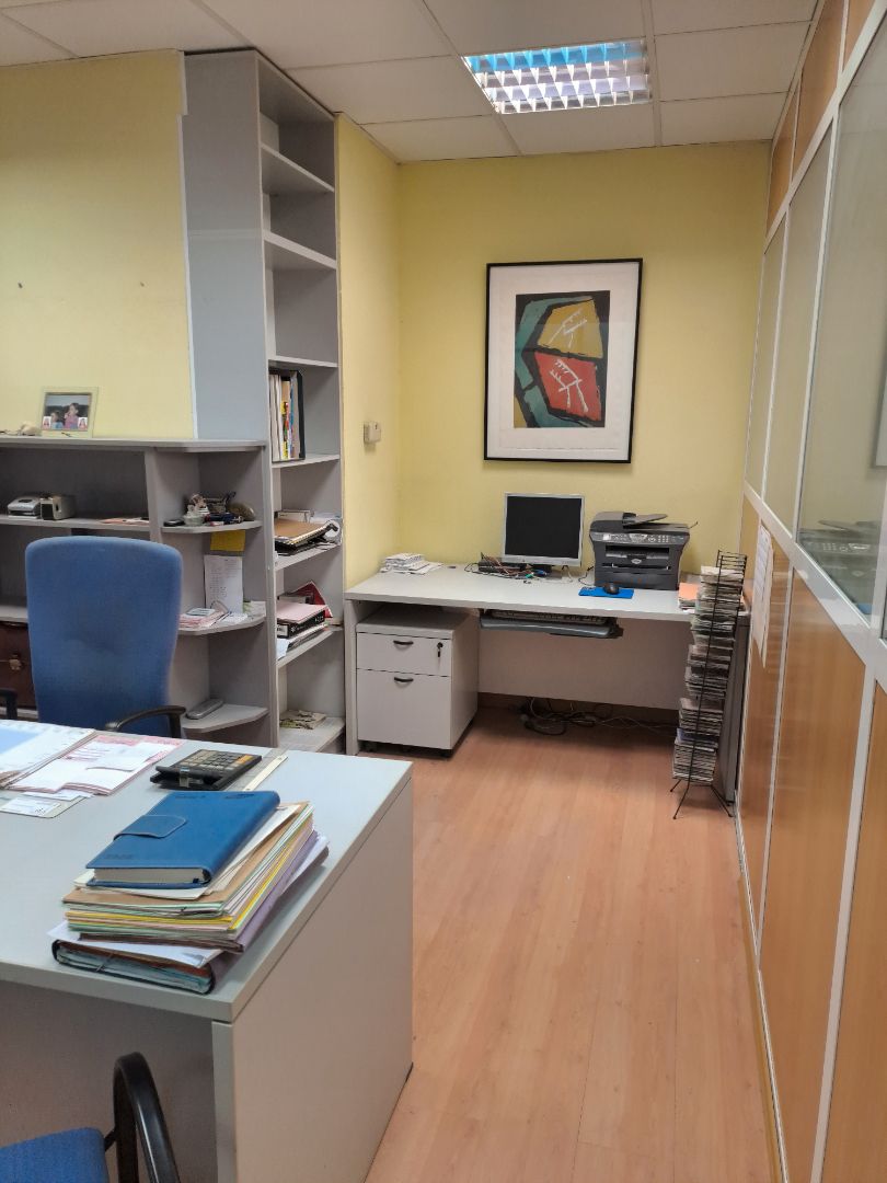 Premises for sale in  Zaragoza Capital  with Air Conditioner, Heating and Furnished