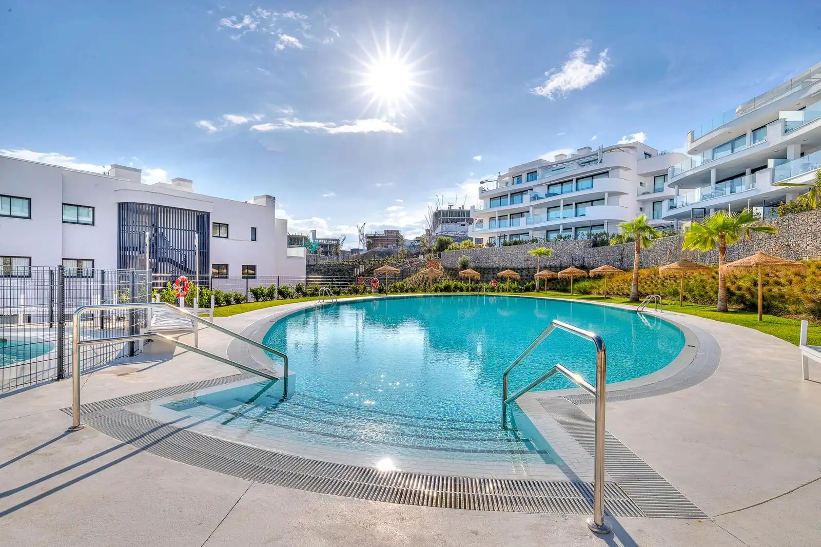 Penthouse with pool for sale in El Higuerón, imagen 4