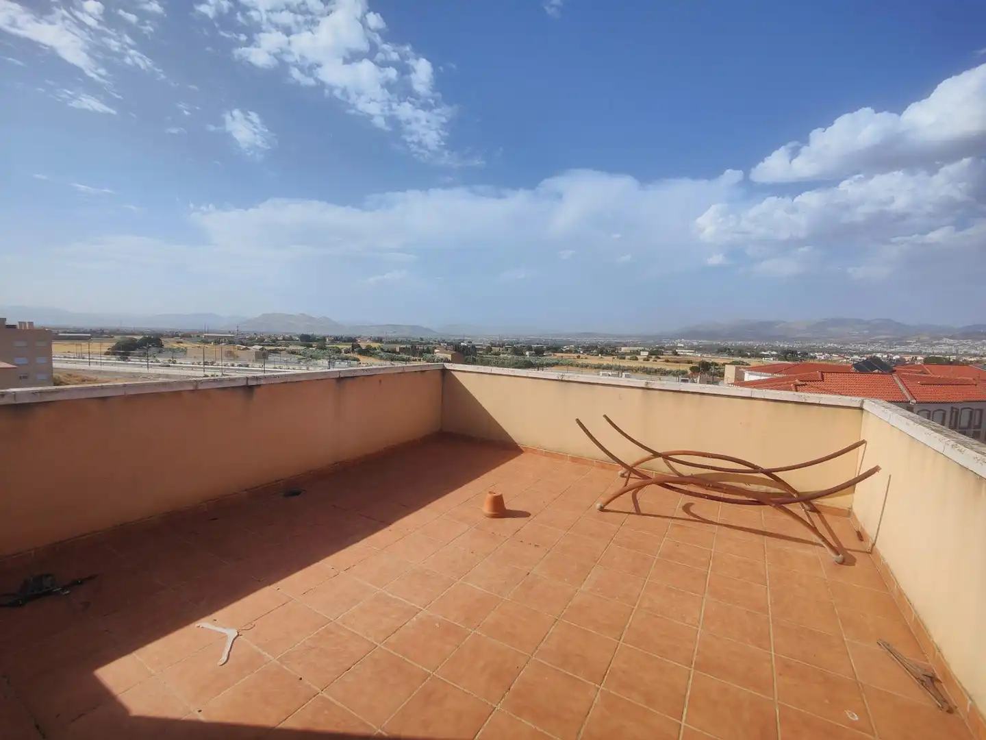 Terrasse von Dachboden zum Verkauf in Las Gabias mit Heizung und Terrasse