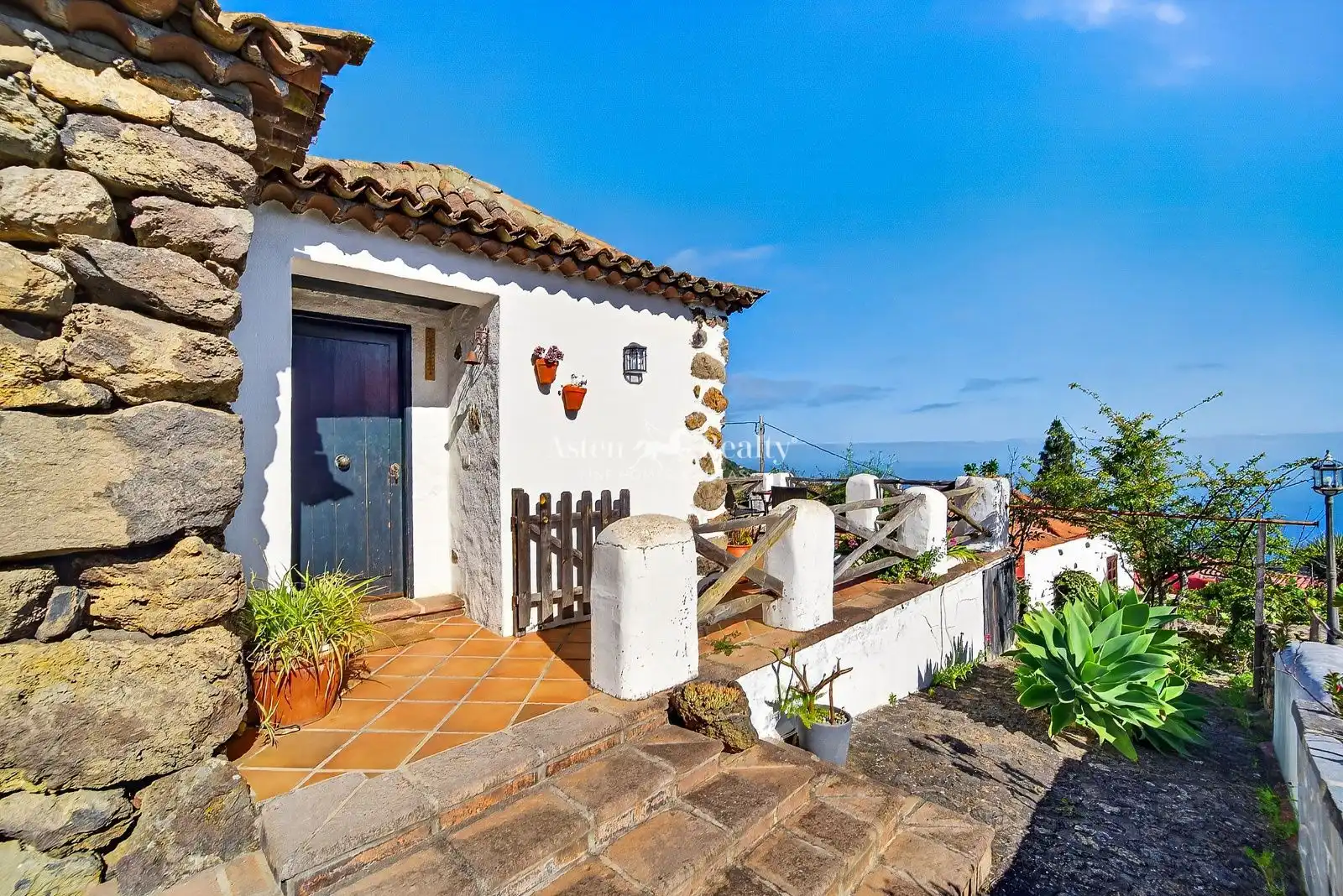 Residential land for sale in La Vega - El Amparo - Cueva del Viento, imagen 3