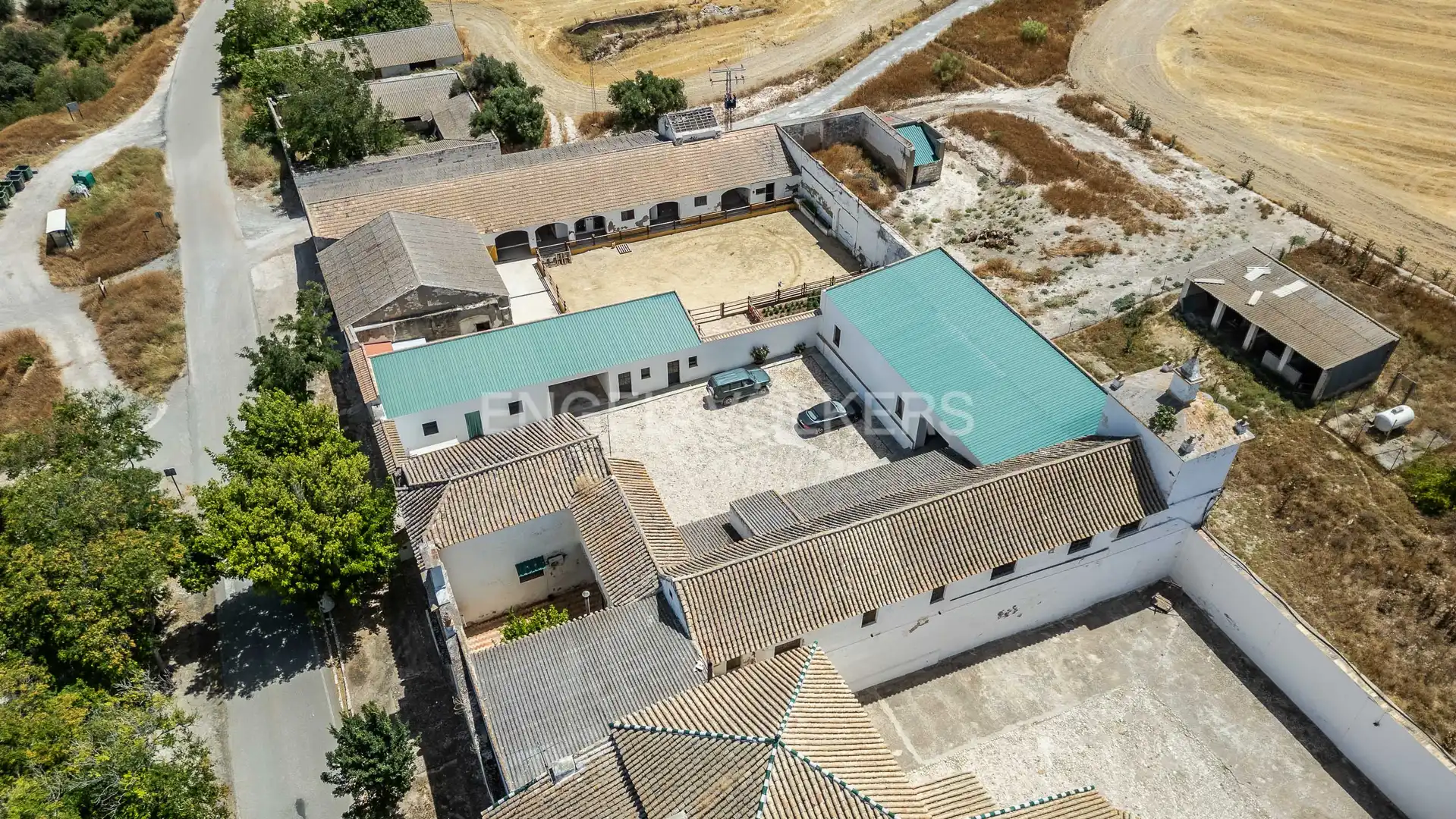 Vista exterior de Casa o xalet en venda en Osuna amb Calefacció, Jardí privat i Terrassa