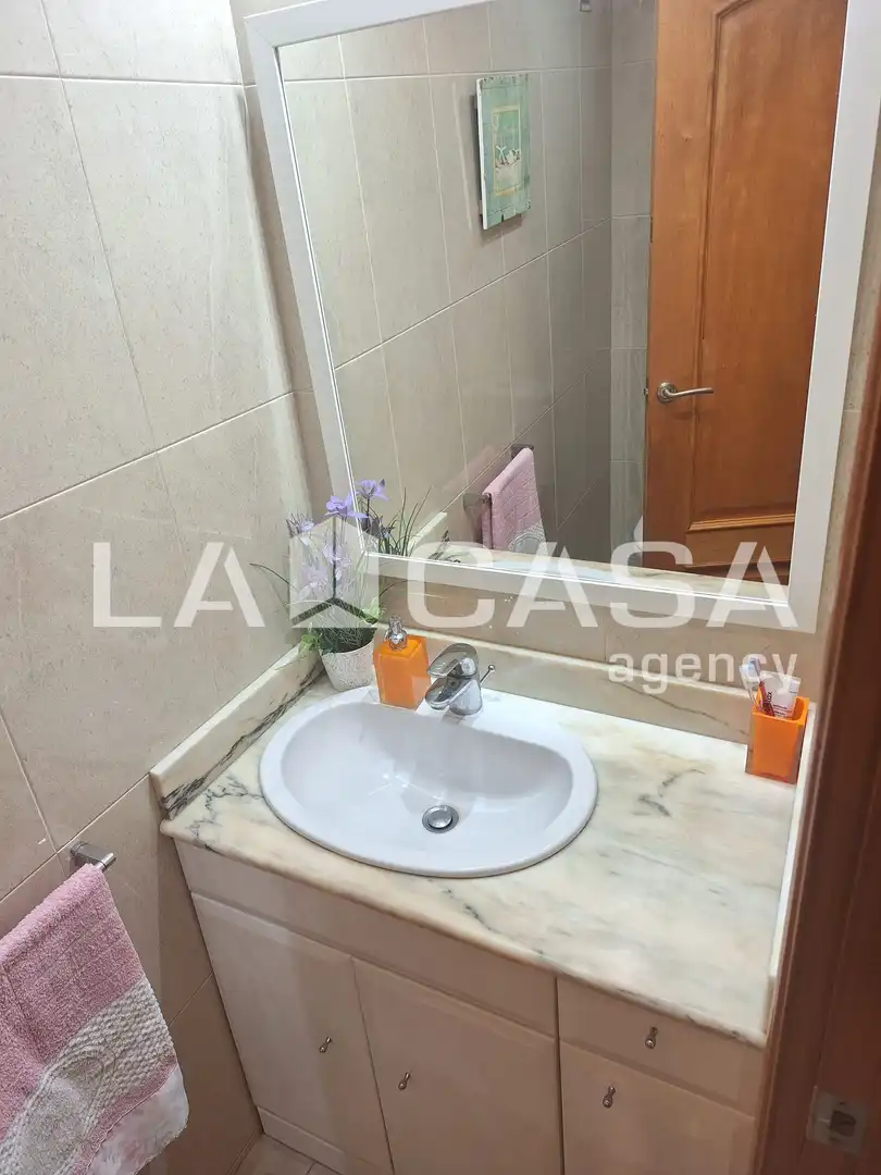 Bathroom of Flat for sale in Santa Coloma de Gramenet  with Heating