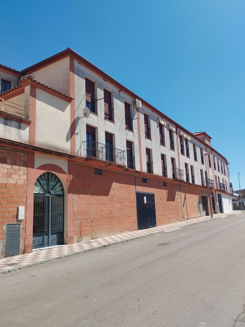Vista exterior de Piso en venta en Oliva de la Frontera con Aire acondicionado, Calefacción y Terraza