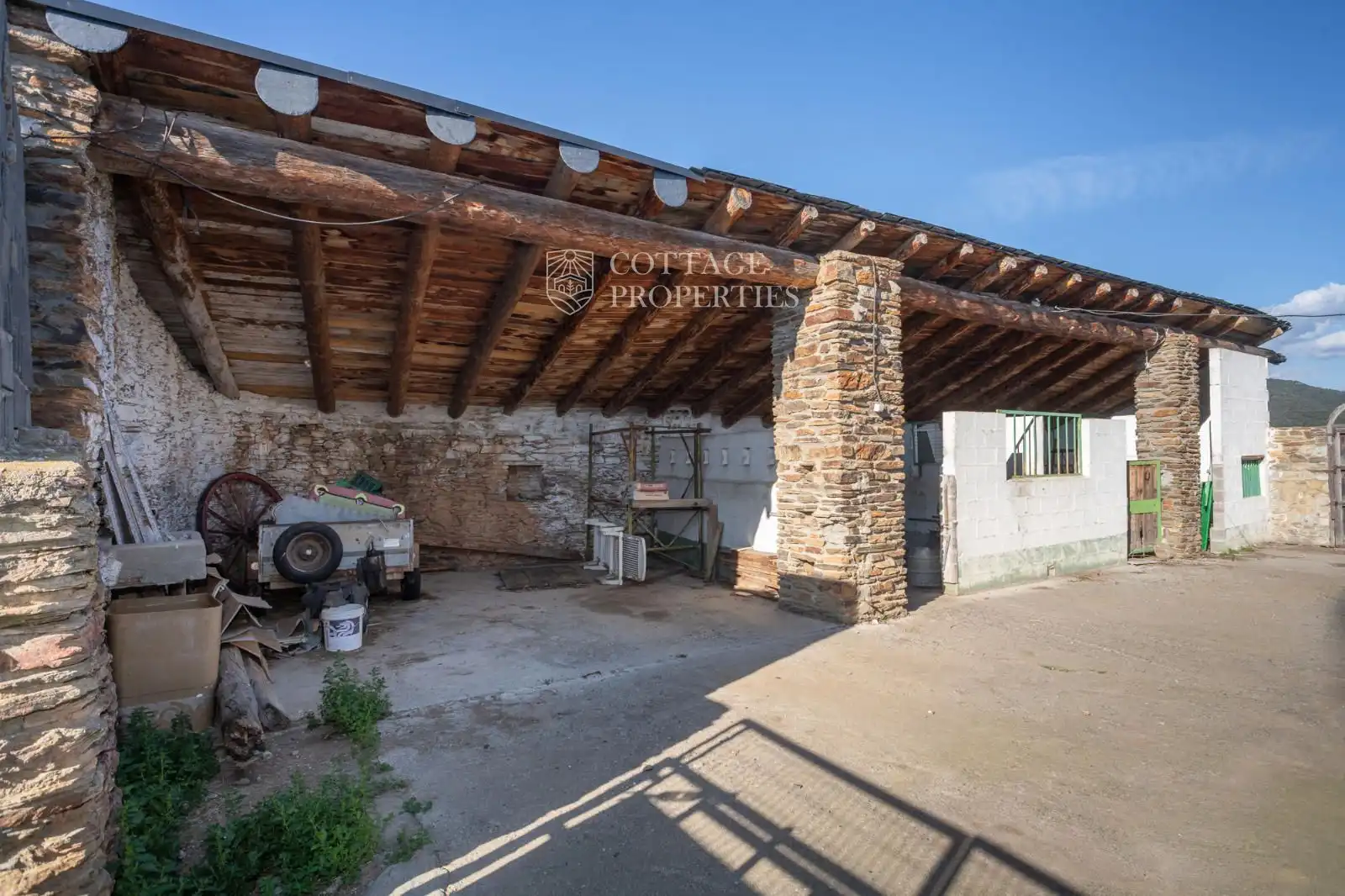 Exterior view of Country homes for sale in Montferrer i Castellbò  with Heating and Terrace