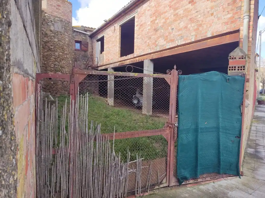 Houses for sale in Peralada