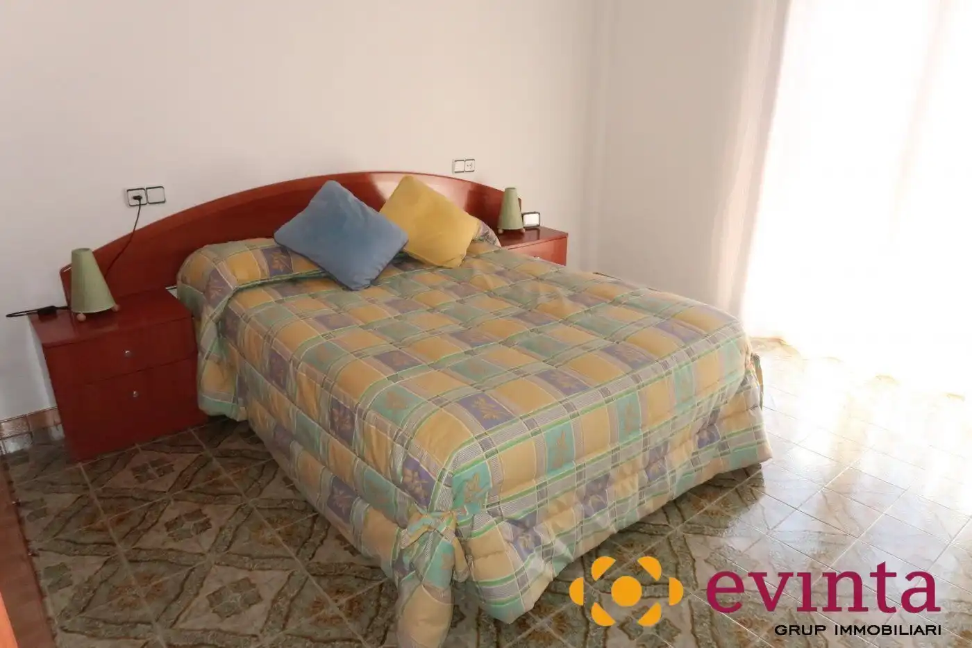 Habitación de Casa o chalet en venta en Vallirana con Calefacción, Jardín privado y Trastero