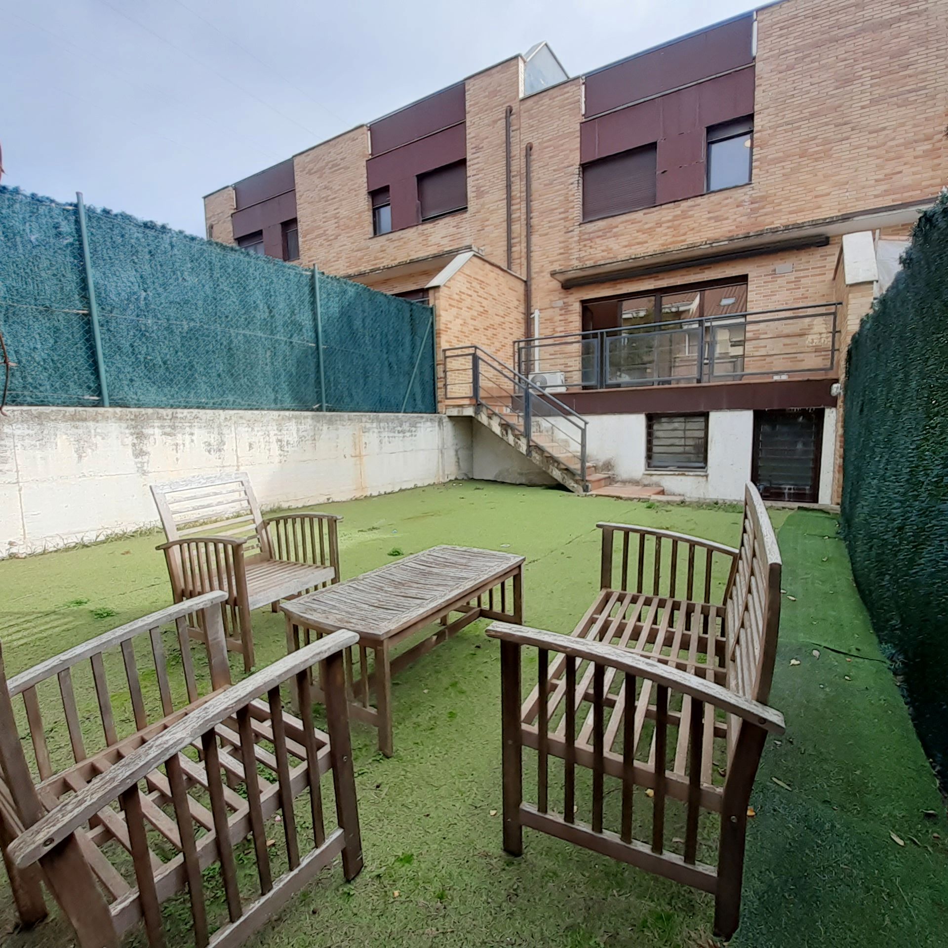 Terrassa de Casa adosada en venda en Zizur Mayor / Zizur Nagusia amb Calefacció, Jardí privat i Parquet